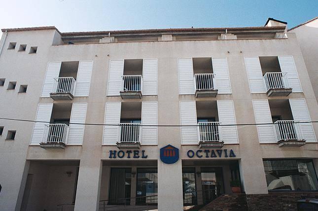 Hotel Octavia Cadaques Luaran gambar